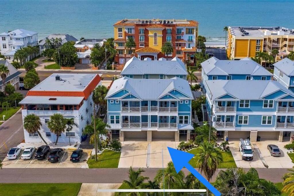 Luxurious Modern Townhouse Right Across Beach!! Table Tennis St. Pete Beach Extérieur photo