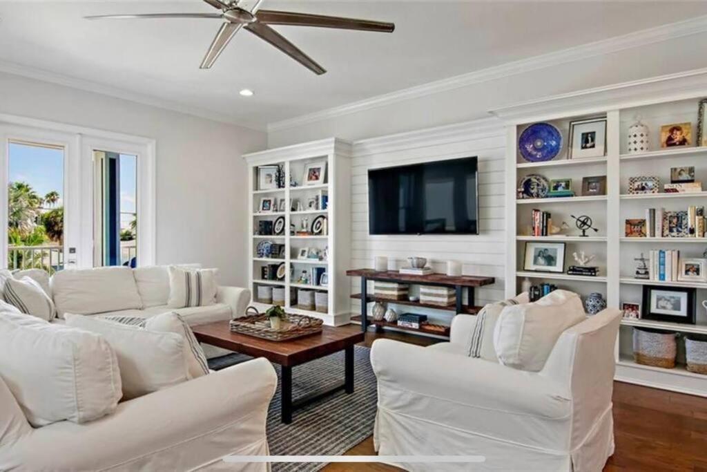 Luxurious Modern Townhouse Right Across Beach!! Table Tennis St. Pete Beach Extérieur photo