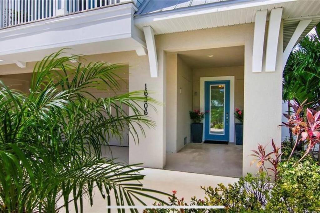 Luxurious Modern Townhouse Right Across Beach!! Table Tennis St. Pete Beach Extérieur photo
